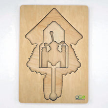 Laden Sie das Bild in den Galerie-Viewer, Blick-Durch-Puzzle: Schwarzwälder Kuckucksuhr unterste Puzzleebene